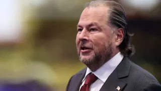 Глава Salesforce Бениофф призвал ИИ-индустрию к ответственности
