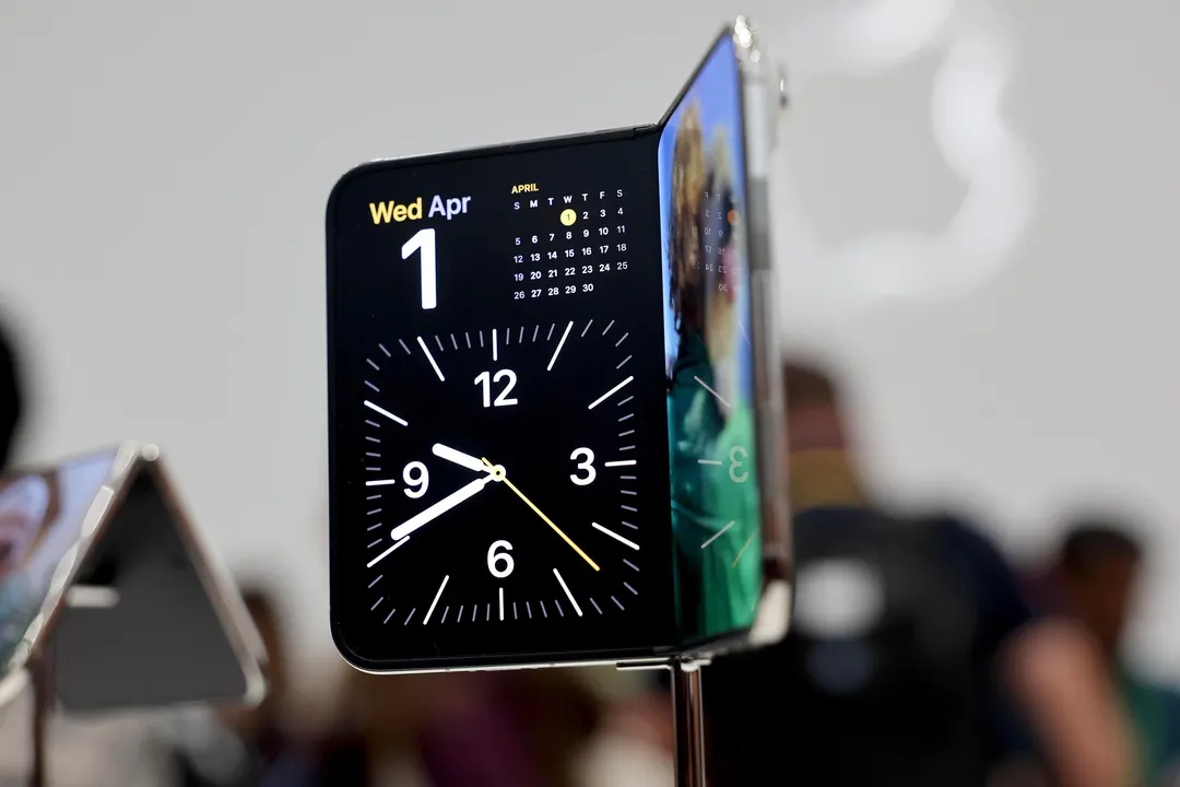Forbes: складной iPhone Duo выйдет менее чем через месяц