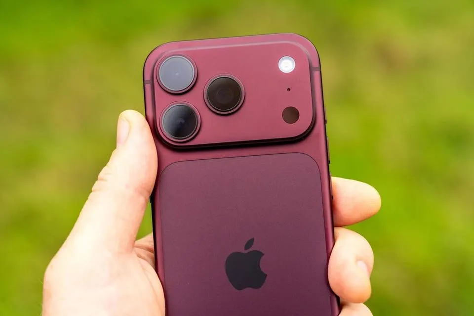 Тесты переменной диафрагмы iPhone 18 Pro: работает, но с оговоркой