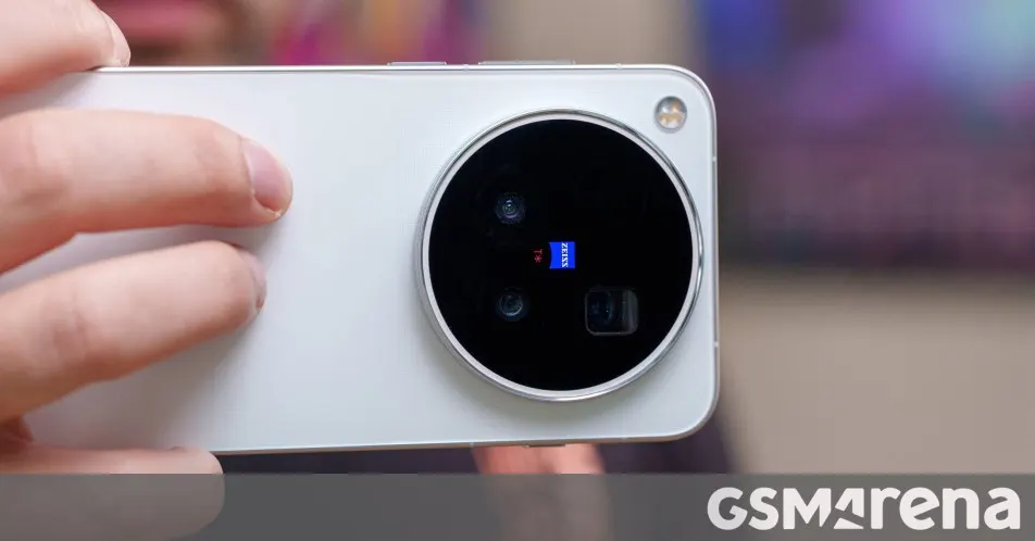 Распаковка vivo X500 Pro Max: Dimensity 9600 Pro и батарея 8000 мАч