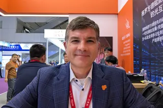 GlobalFoundries выходит на рынок кремниевой фотоники на фоне проблем с передачей энергии в ИИ-дата-центрах