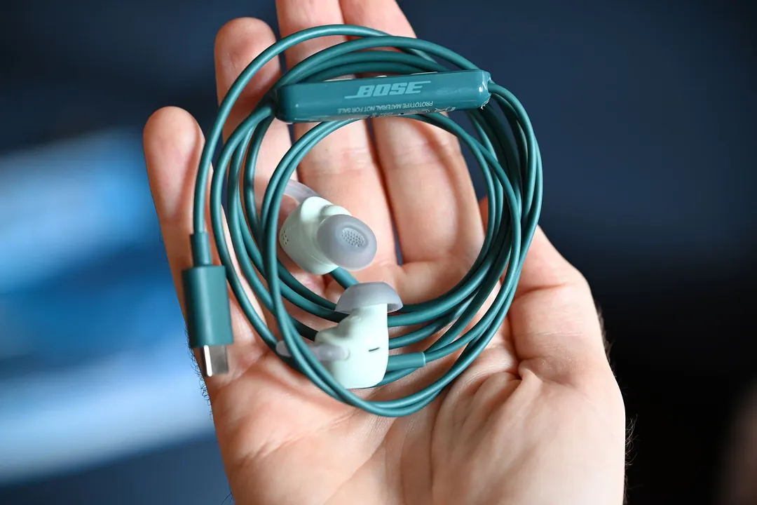 Bose вернулась к проводным наушникам спустя 11 лет
