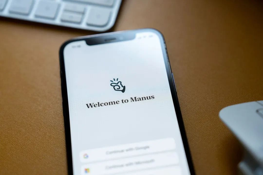 Manus выпустила ИИ-агента Manus 2.0 и приложение Cue