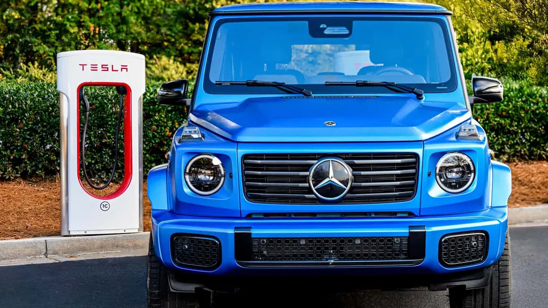 Mercedes G 580 EV 2027 получил порт NACS и запас хода 249 миль