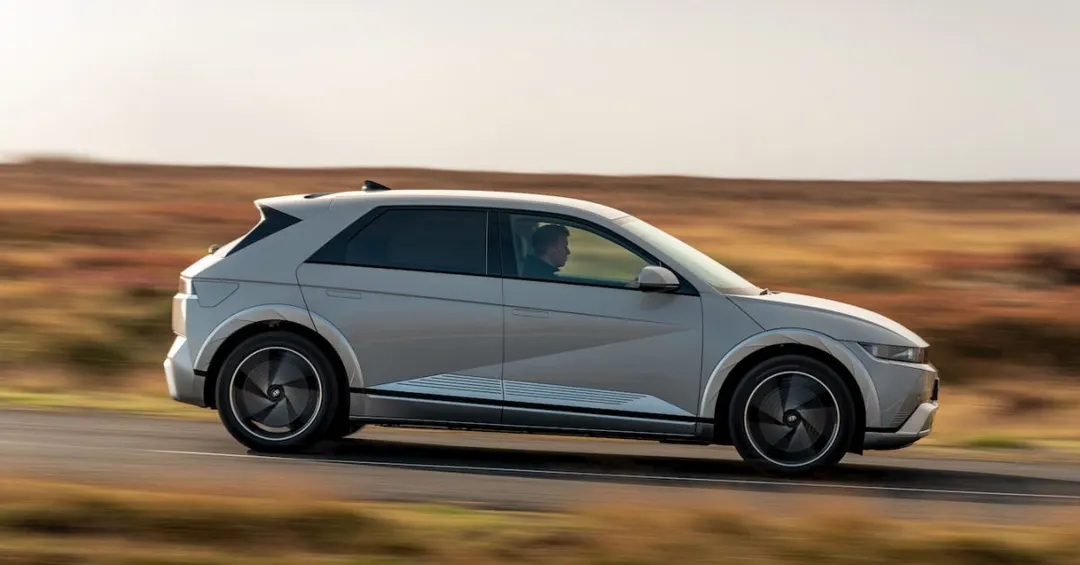 Hyundai готовит электрокроссоверы IONIQ 4 и IONIQ 7