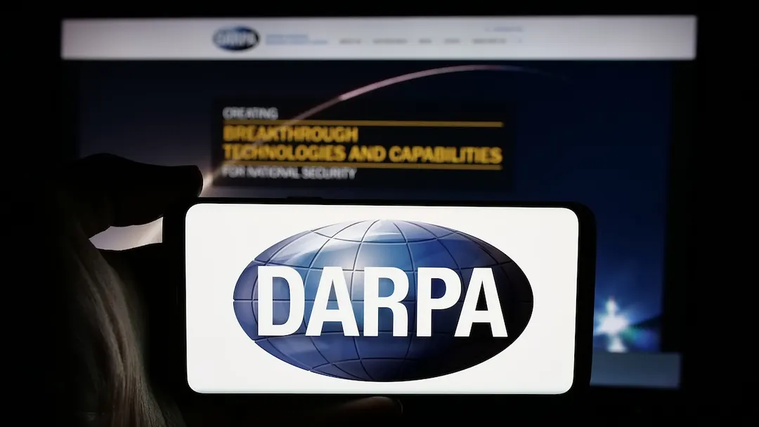 DARPA выбрала Xint для ИИ-защиты военных мессенджеров