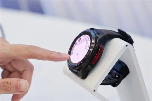 Micro LED в умных часах буксует: Garmin fenix 9 вернулась к OLED