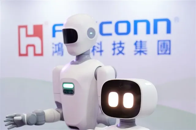 Foxconn создала СП с IAT для роботов и человекоподобных машин