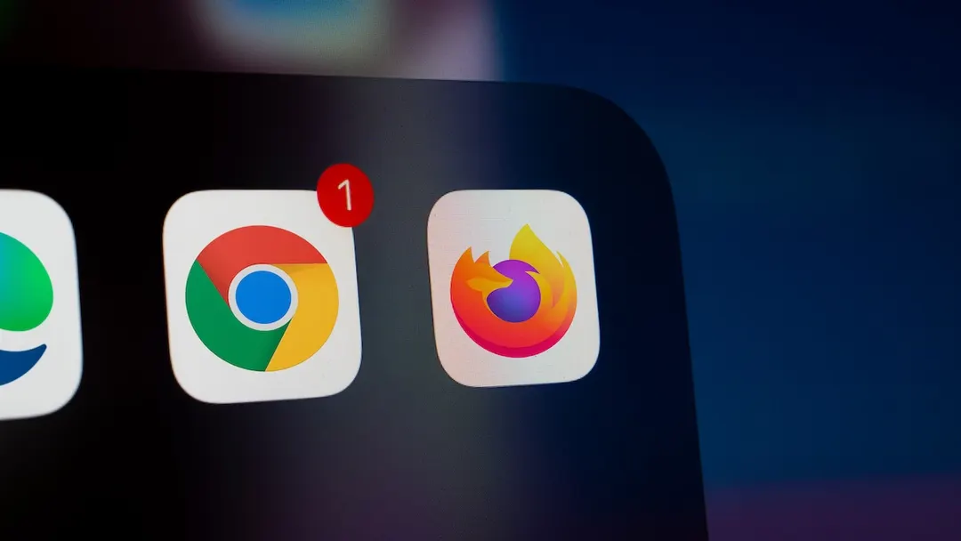 Chrome и Firefox закрыли более 100 уязвимостей