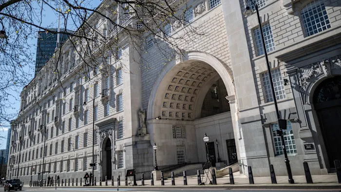 MI5 предупредила вузы Британии о шпионаже через китайский ИИ-институт