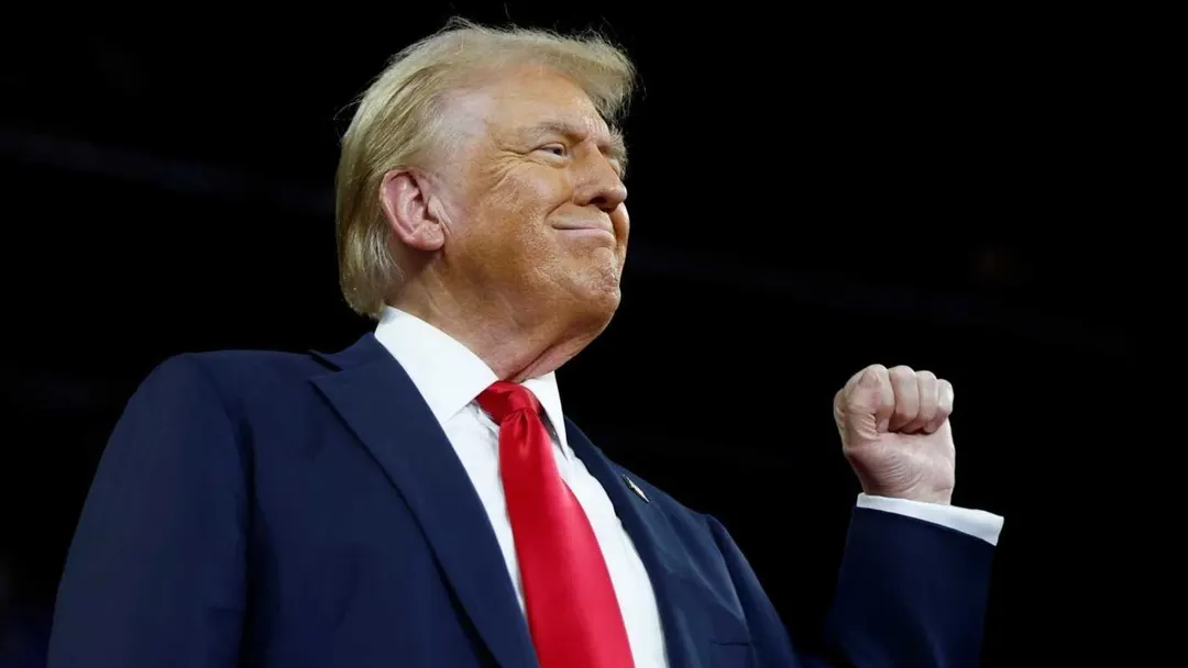 Трамп и Си договорились о «горячей линии» по ИИ без ограничений