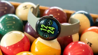 В FCC заметили загадочный фитнес-трекер Google на Wear OS