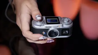 Fujifilm представила Instax Pal 2 за $170 в ретро-дизайне