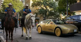 Инвесторы Tesla разочарованы запуском Cybercab в Остине