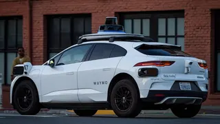 Waymo запустила беспилотные поездки в Лас-Вегасе