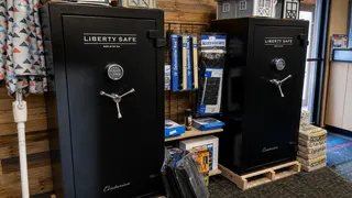 Liberty Safe добровольно передала ФБР код доступа к сейфу обвиняемого по делу 6 января
