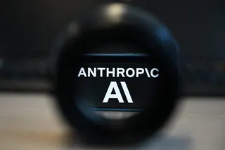 Anthropic ищет менеджера по политике применения ИИ в обычных вооружениях