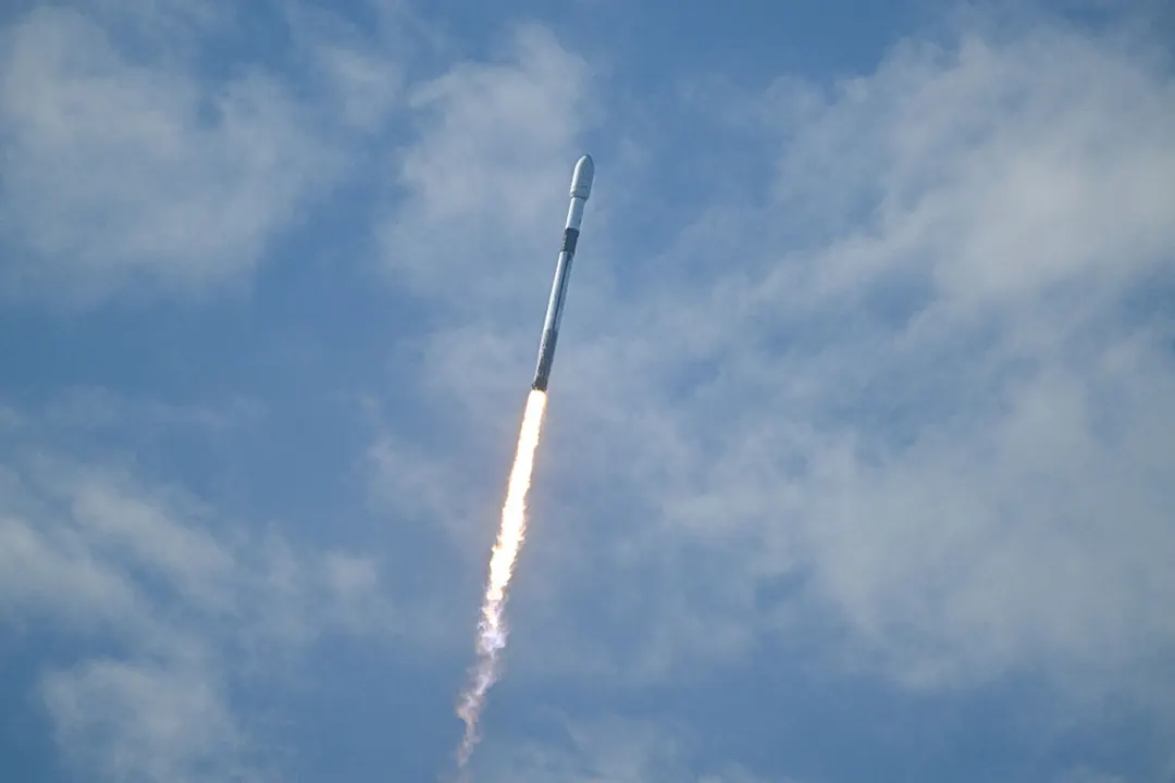 SpaceX запускает миссию USSF-385 со спутниками Starshield 26 сентября