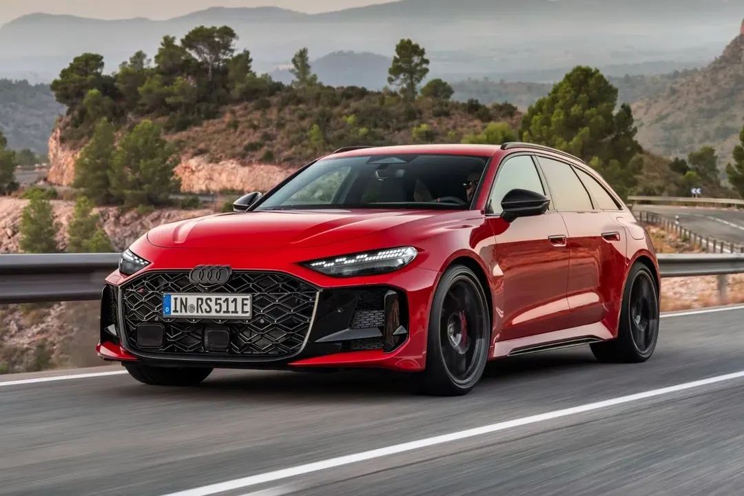 Audi представила гибридный RS5 на 630 л.с.
