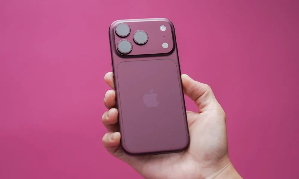 Apple при Тернусе меняет график выпуска iPhone: Pro-модели выходят раньше обычных