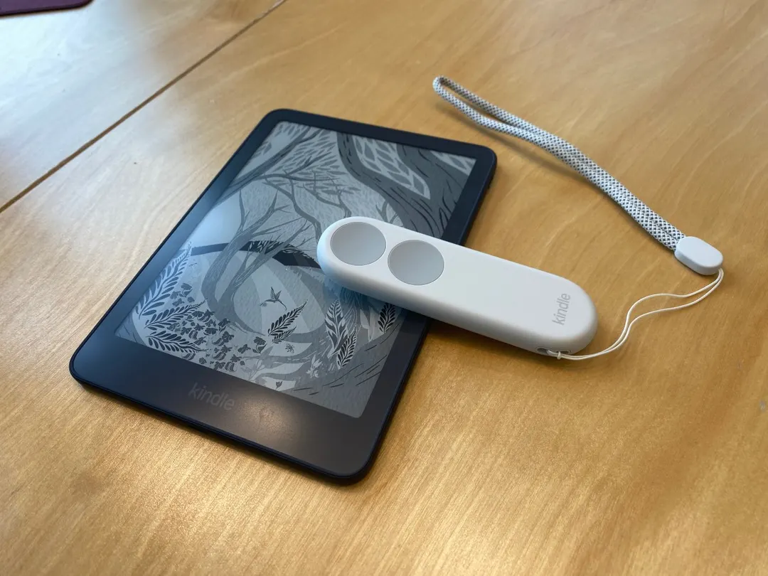 Amazon выпустила пульт Kindle Click за $34,99 для перелистывания страниц