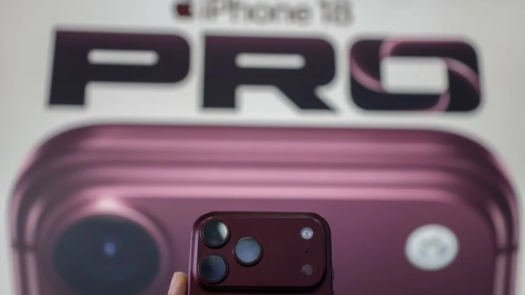 Пользователи iPhone 18 Pro жалуются на треск и щелчки в динамиках