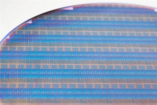 Intel, TSMC и Samsung сходятся на обратном питании чипов