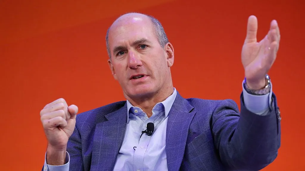 Глава AT&T: спутниковый мобильный сервис Starlink нежизнеспособен