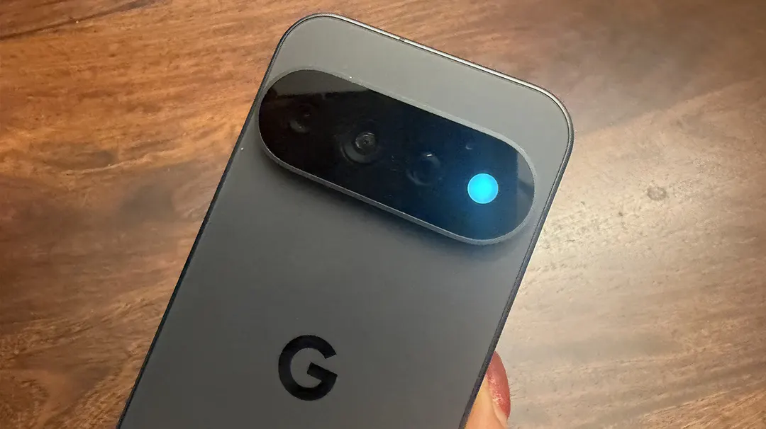 Pixel 11 Pro получит уведомления о сообщениях через LED HiLight в Android 17 QPR2