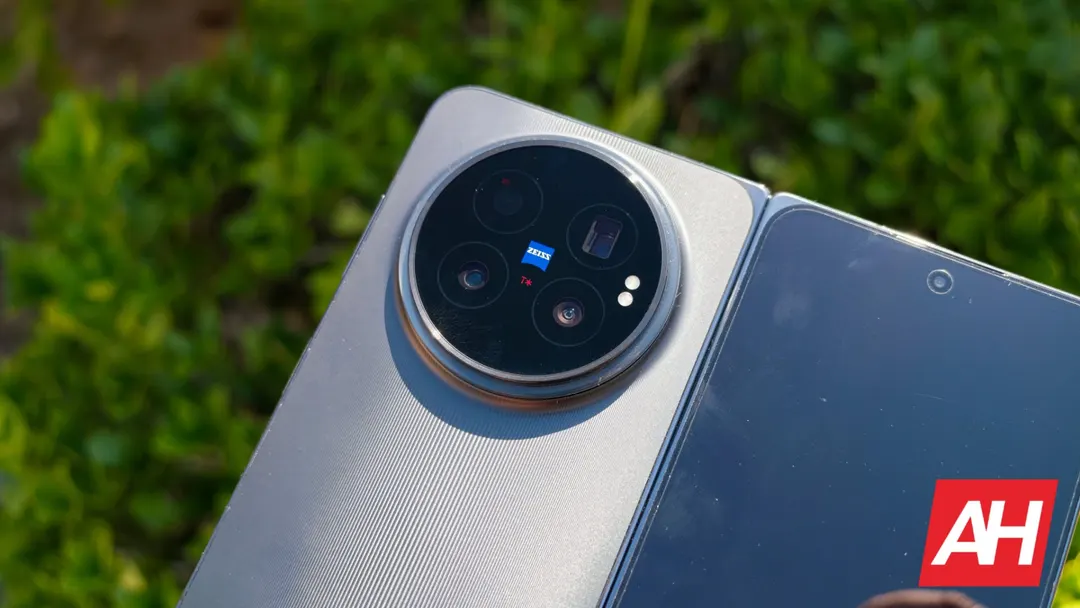 Vivo X Fold 6 назван лучшей камерой среди складных смартфонов