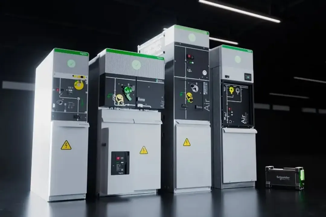 Schneider Electric представила программно-определяемое среднее напряжение на YOTTA 2026