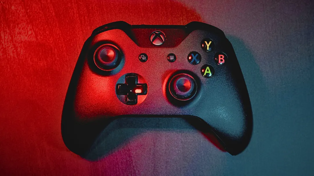 ВМС США применяют геймпады в стиле Xbox для управления лазерами против дронов