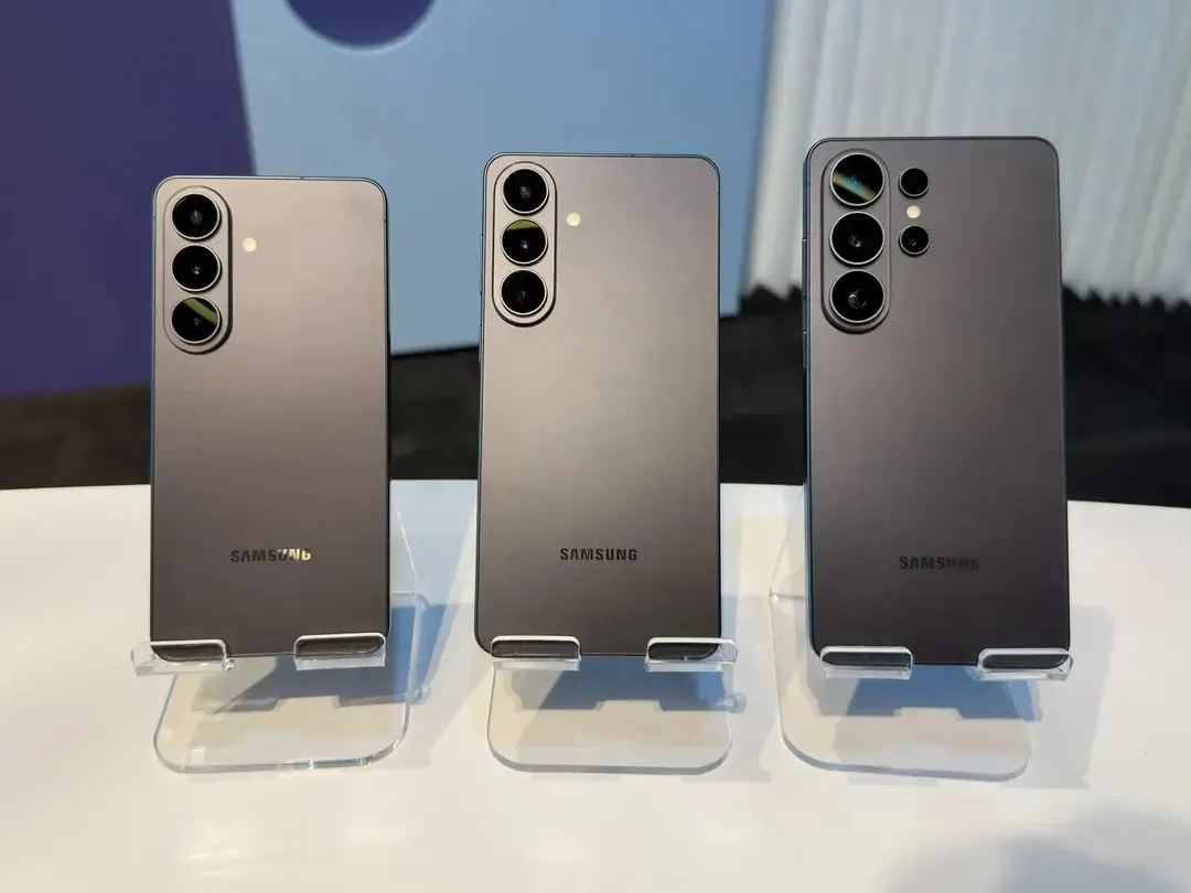 Утечки о Galaxy S27 Ultra: быстрее зарядка и ИИ против бликов