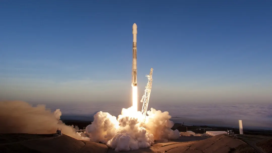 Маск планирует вывести Falcon 9 из эксплуатации после отладки Starship