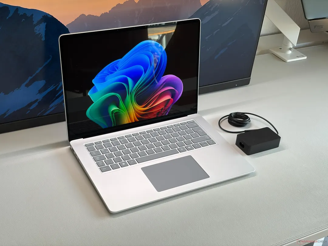 Обзор Surface Laptop 15 Gen 8: версия на Intel лучше Snapdragon