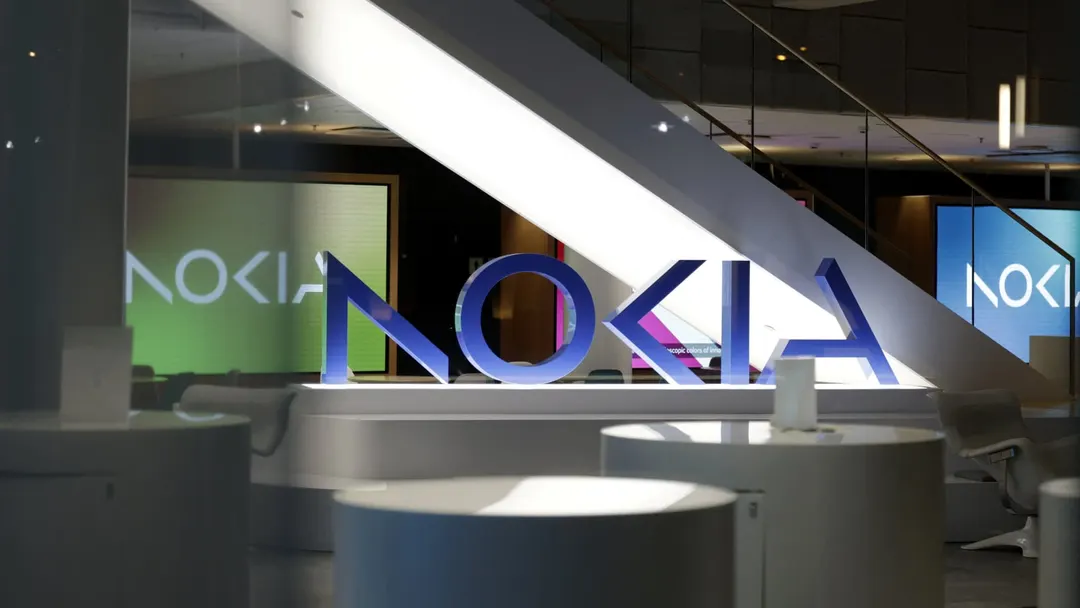 Глава Nokia: без дефицита дата-центры строили бы вдвое быстрее