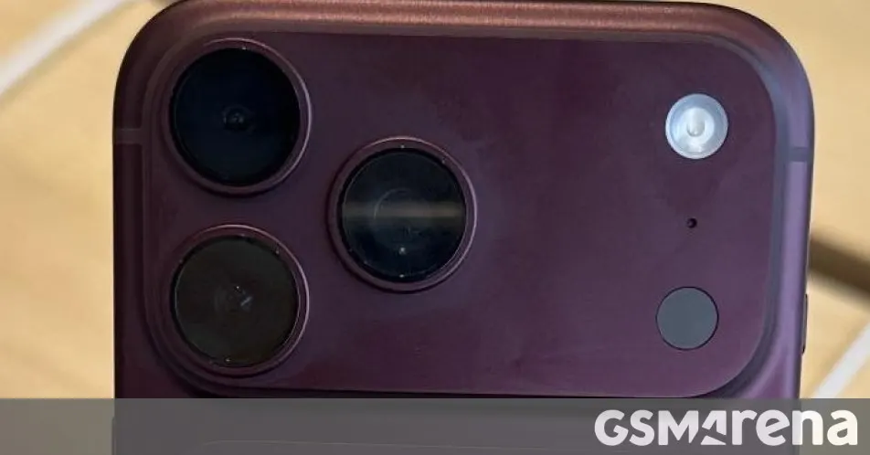 iPhone 18 Pro: пользователи жалуются на выцветание краски Burgundy