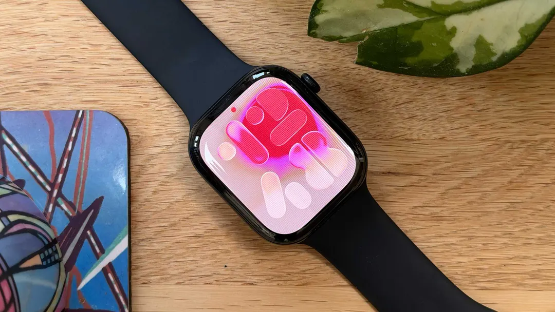 Обзор Apple Watch Series 12: нестабильная батарея и задержки функций