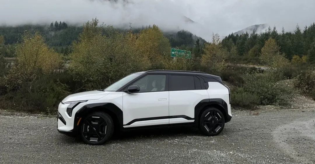Kia EV3 вышел в США: от $29 890 и до 321 мили пробега