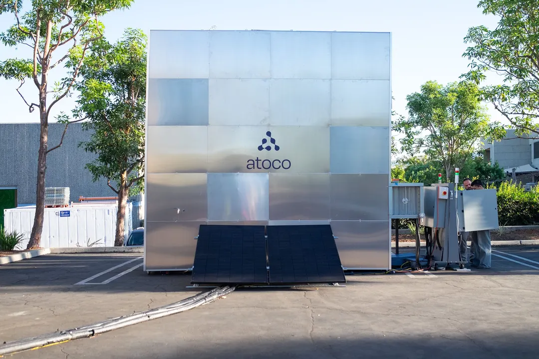 Atoco собирает воду из воздуха с помощью MOF и тепла дата-центров