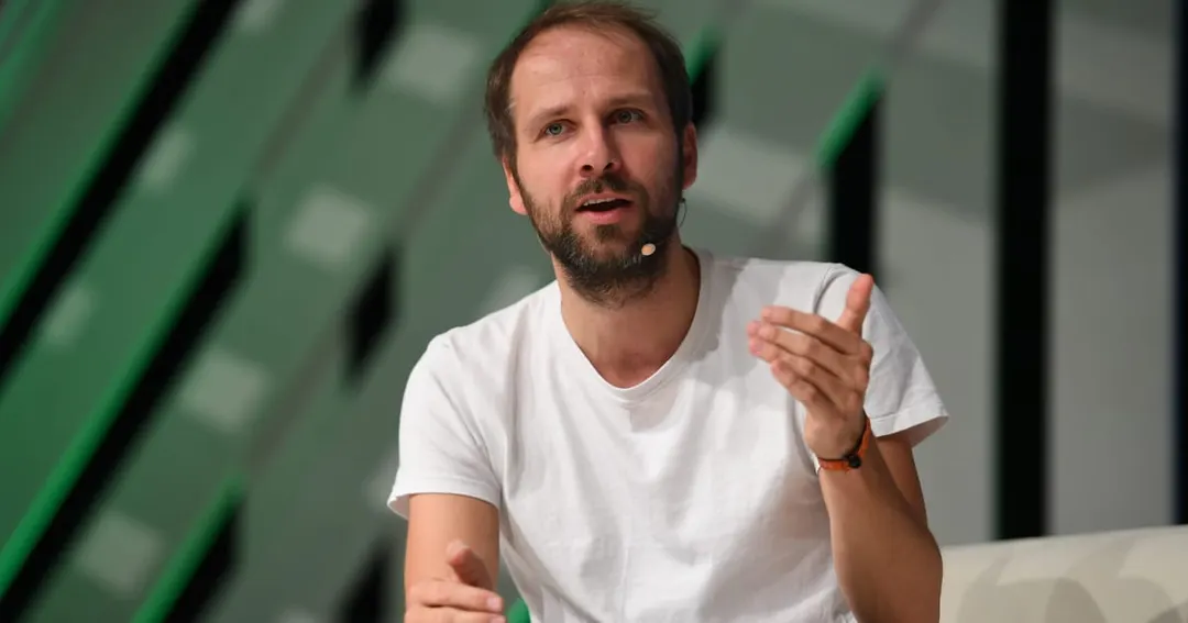 Ecosia отказалась от Mistral в пользу открытых моделей, включая китайские