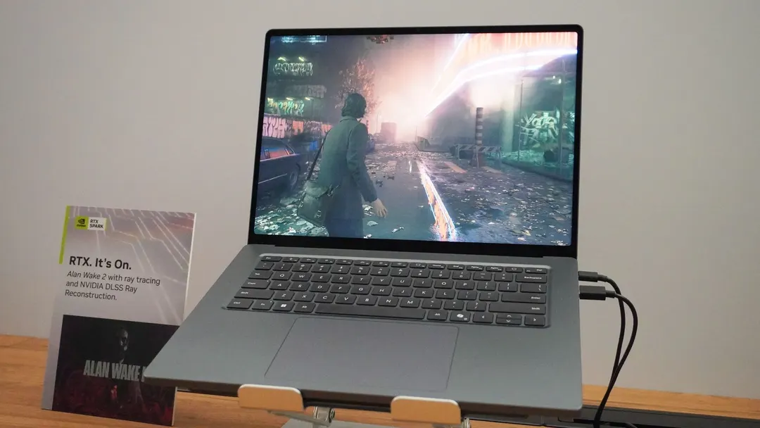 Surface Laptop Ultra против MacBook Pro M5 Pro: сравнение характеристик