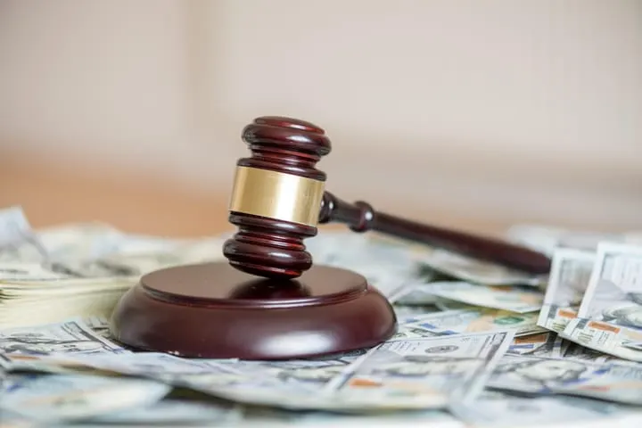 FCC предложила штраф $10 млн двум операторам Lifeline