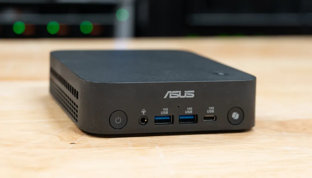 Обзор ASUS ExpertCenter PN55: Ryzen AI 7 450 и 64 ГБ DDR5 в 0,57 л