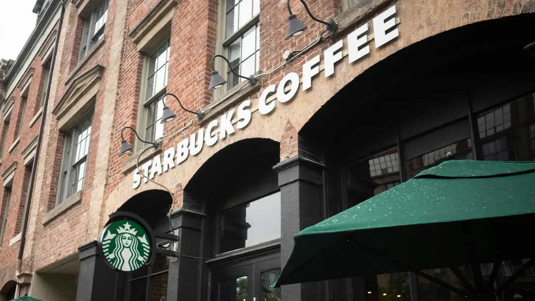 Starbucks изучает покупку Chipotle за $39 млрд