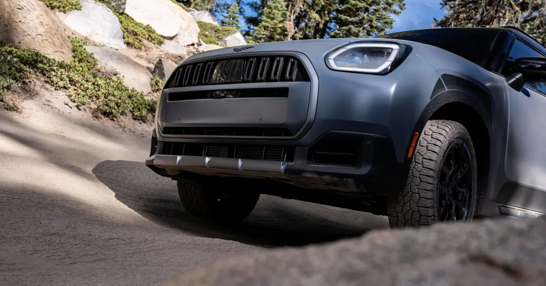 MINI представила Countryman Untamed Edition для ралли Rebelle