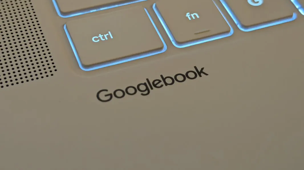 Google начала исправлять проблемы Googlebook OS после провального запуска