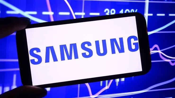 Samsung сократит выпуск смартфонов на 20–30% в IV квартале 2026 года