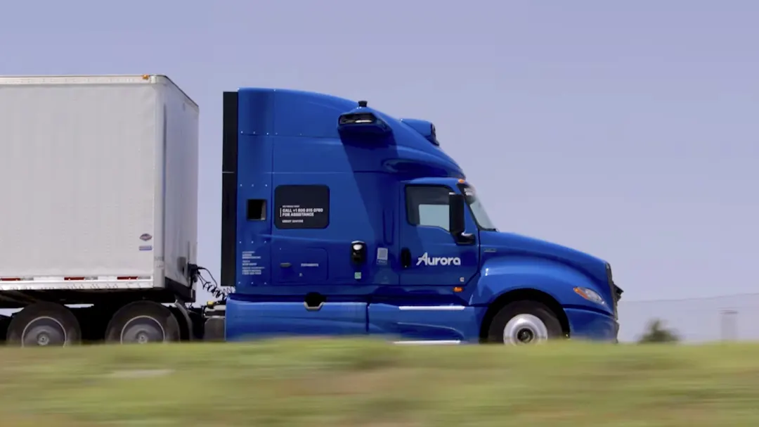 Техас стал полигоном для беспилотных грузовиков Aurora и Kodiak