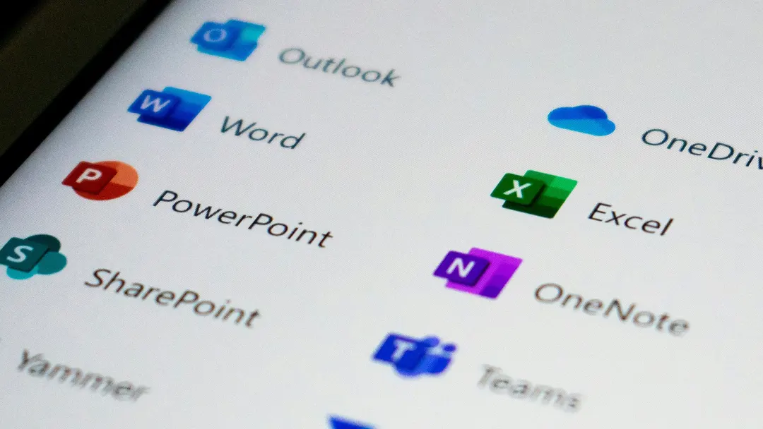 Разработчик выпустил ИИ-клоны Word, Excel и PowerPoint